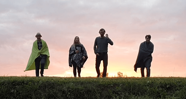 Aiki and band picture